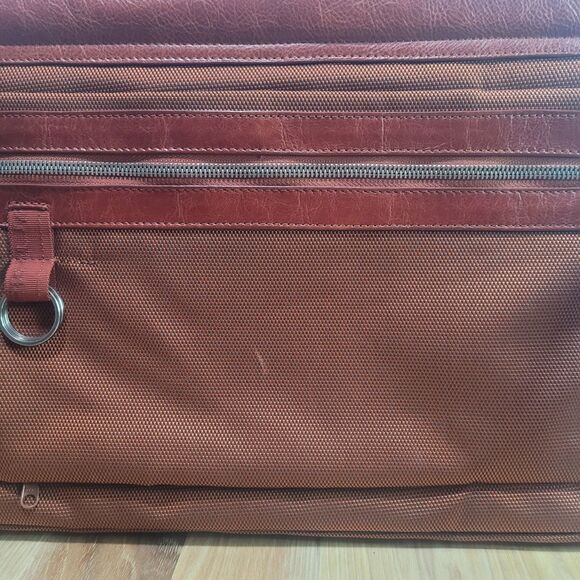 PIQUADRO Leather Brown/Burnt‎ Orange Briefcase/Office/Laptop Bag - Picture 9 of 9